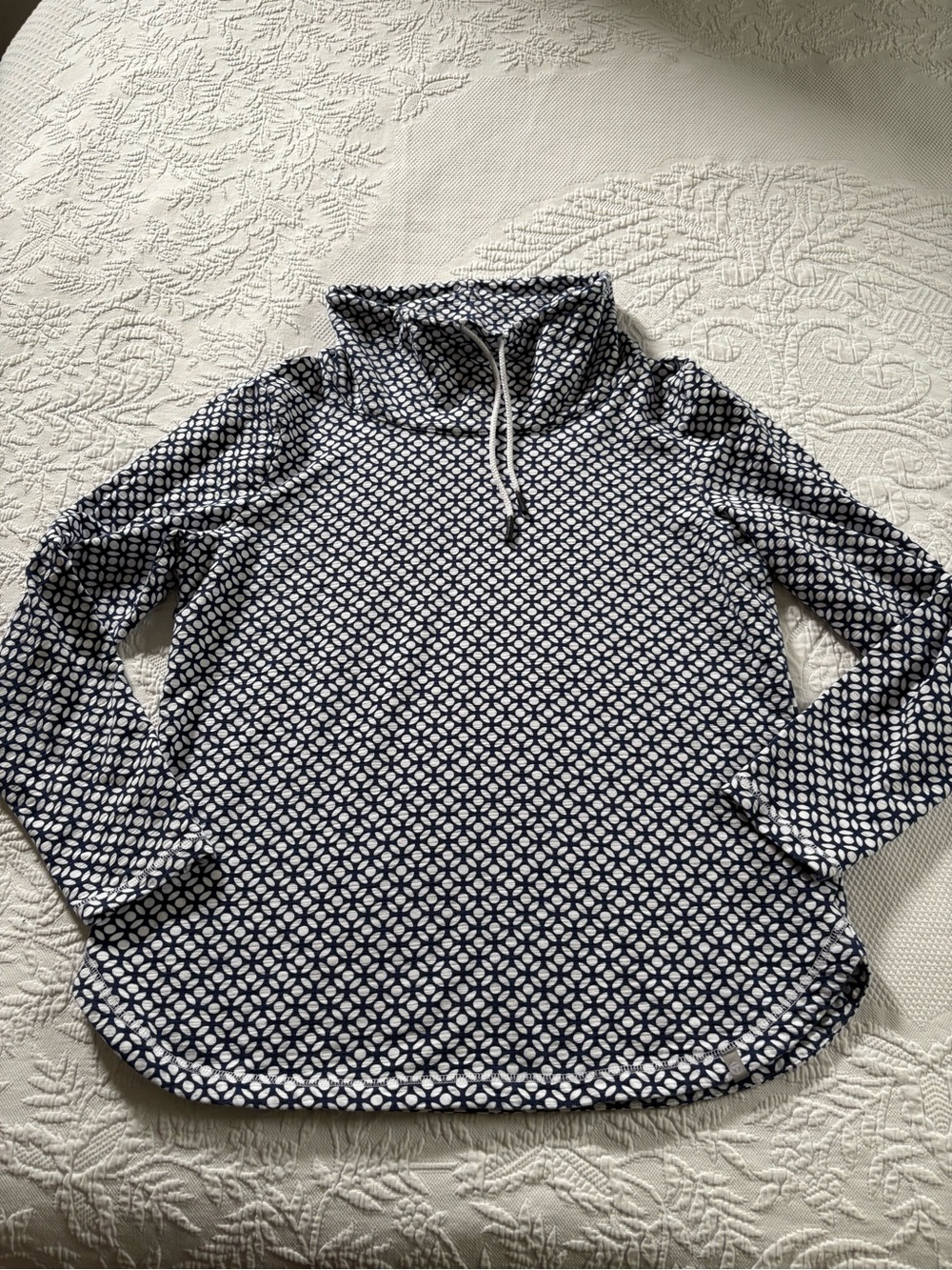Talbots pullover sweatshirt leafy dot blue UPF 50 size L - Picture 3 of 12